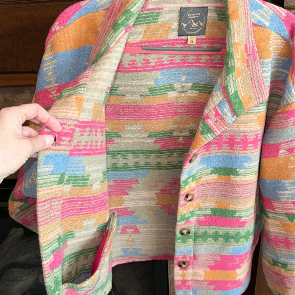 Colorful wool blend western aztec button down shirt Shacket  XL